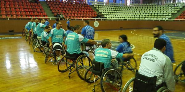 Bağcılarlı engelli basketçilerin hedefi Süper Lig