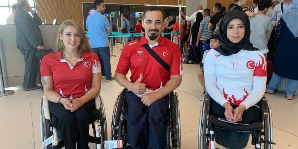 Bağcılarlı milli sporcular iki kıtada Türkiye adına yarışıyor