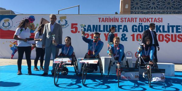 Engelli Atletler  5. Göbektepe Yarı Maratonu’nda Yarıştı