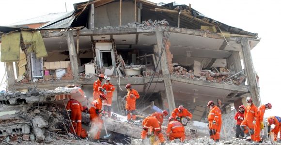 İstanbul'da 6.5 şiddetinde deprem oldu