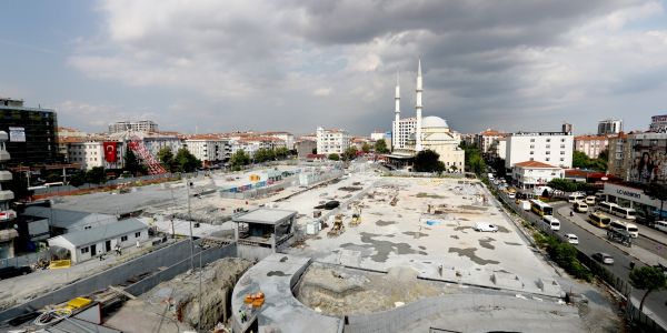 İstanbul’un En Modern Ve En Büyük Meydanlarından Biri Bağcılar’da Yapılıyor
