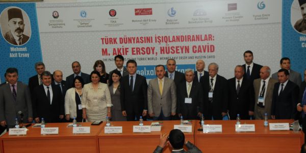 Türk Dünyasını Aydınlatıyor