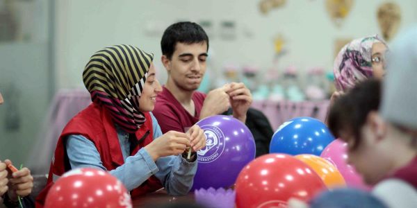 Uluslararası Öğrenciler Engelliler Sarayı’na Hayran Kaldı