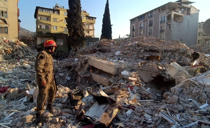 İBB Ekipleri Deprem Bölgesinde 577 Can’ı Enkaz Altında Kurtardı